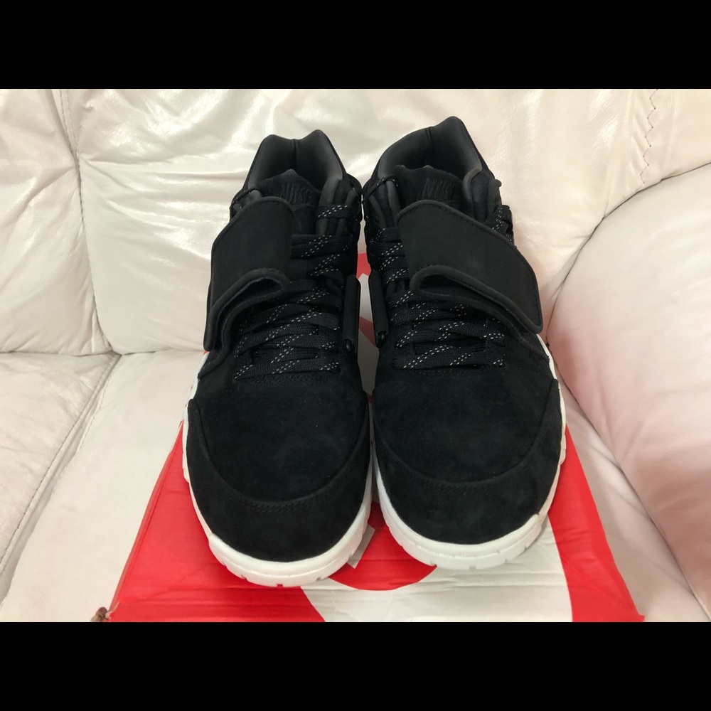 Nike Air Tr. V. Cruz Black Summit White New - Picture 3 of 6